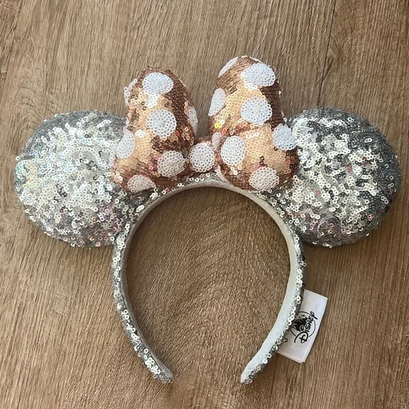 Disney Parks Minnie Mouse Ears Classic Polka Dot Sequin Headband - Picture 1 of 13